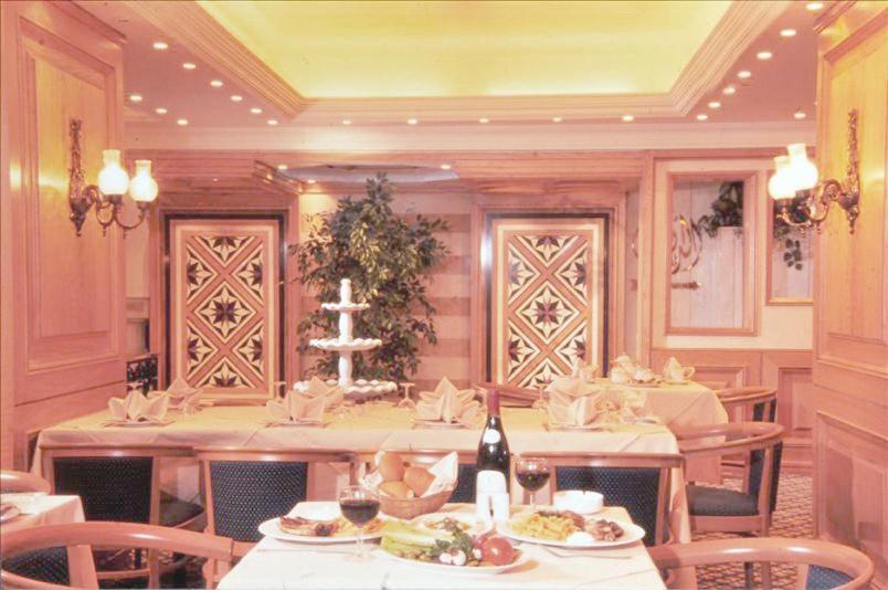 Grand Hotel Бейрут Екстер'єр фото